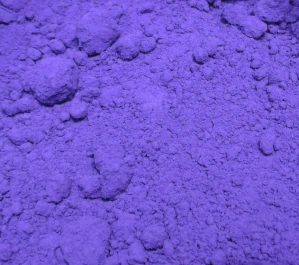 Violett, fialová, práškový pigment