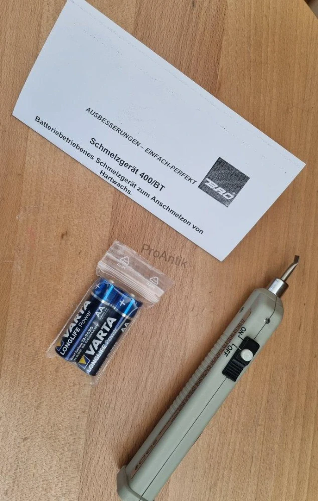Tavná pájka na šelakové a voskové tyčinky 