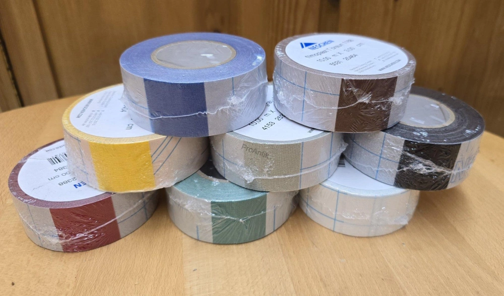 Archivační textilní páska pro opravy knih a map Filmoplast T, bílá, 3 cm